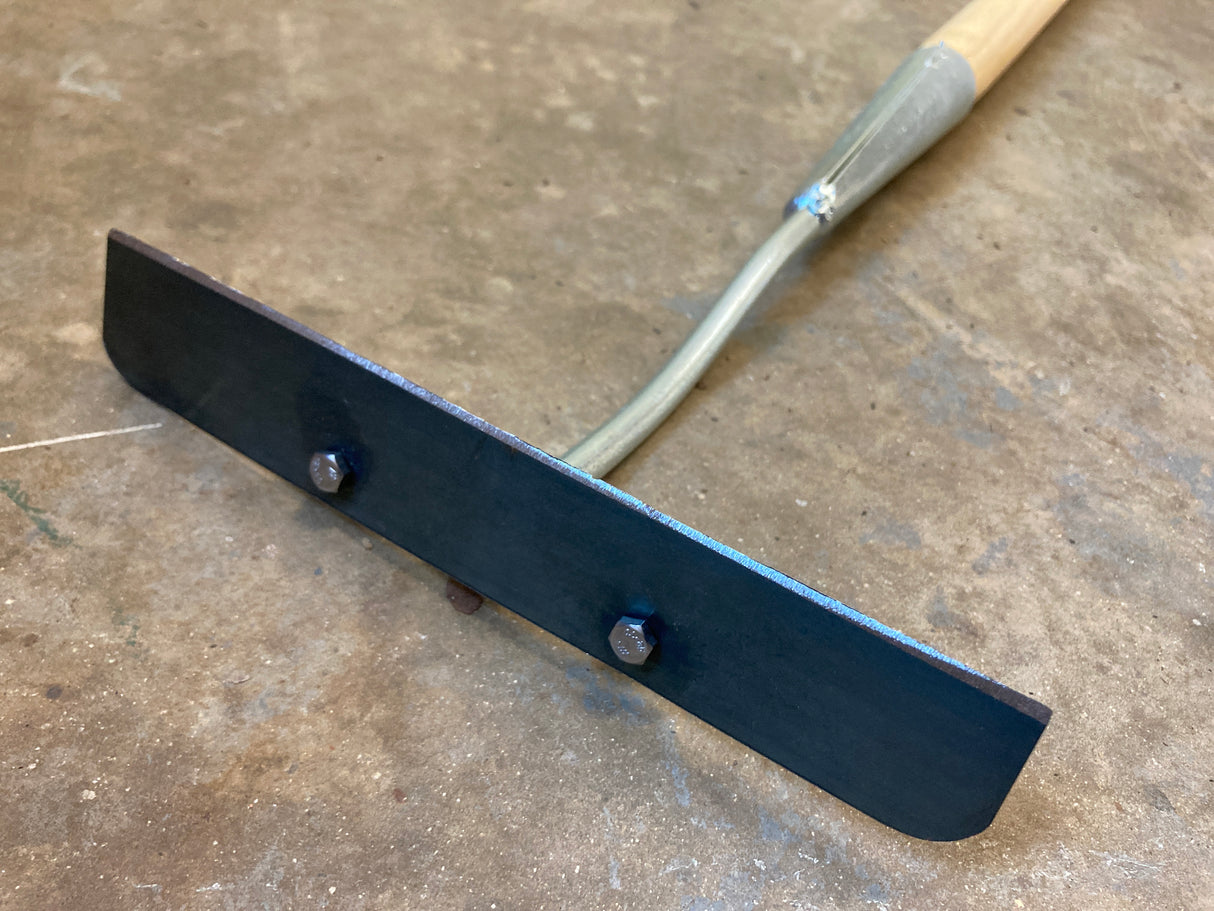 Coleman Colinear Hoe w/Replaceable Blade