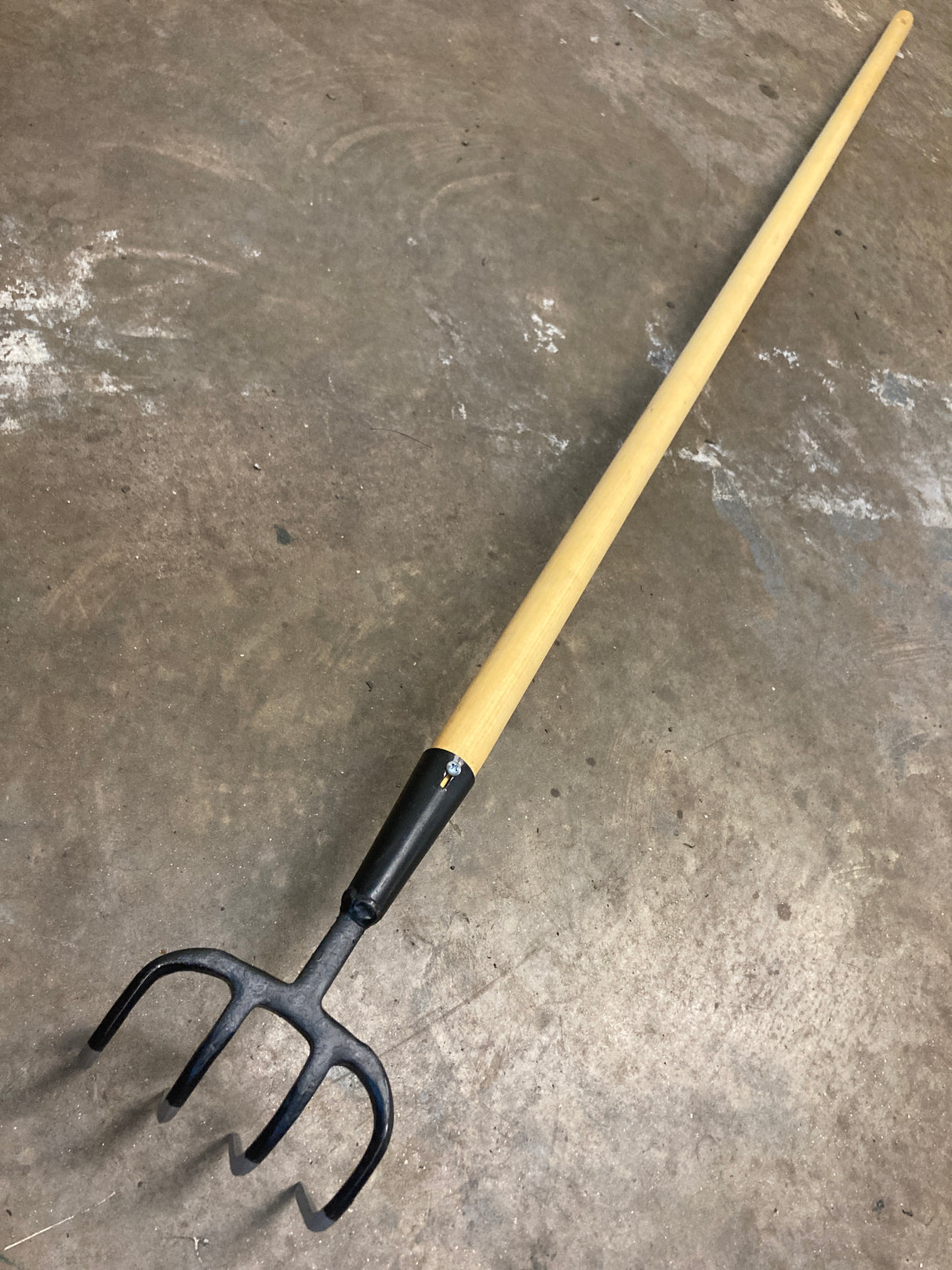 4 Tine Cultivator Long Handle