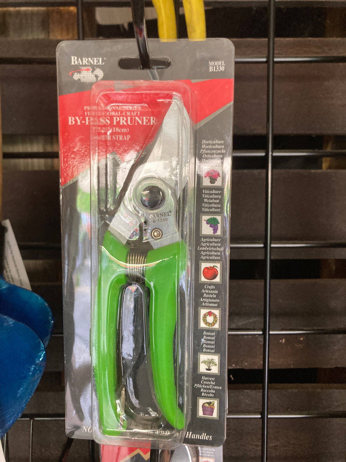 Barnel Pruner